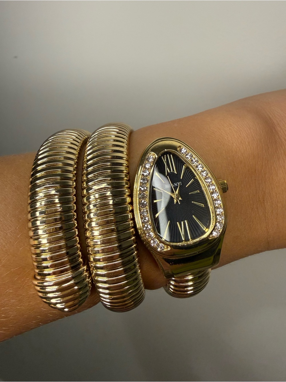 Serpenti Gold Snake Black dial Wrap Watch - Picture 3 of 3